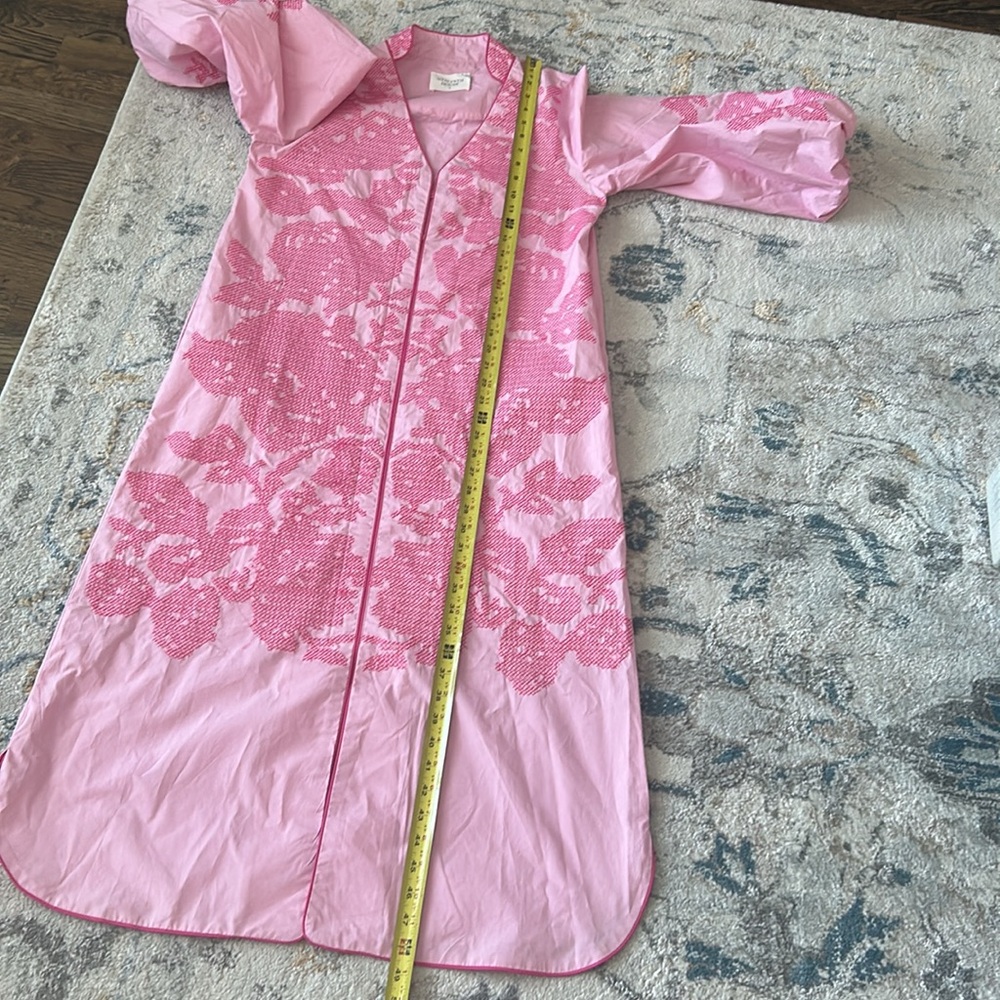 Tuckernuck Pink Resort Midi Dress with Bishop Sleeves and V-Neck - Picture 10 of 11